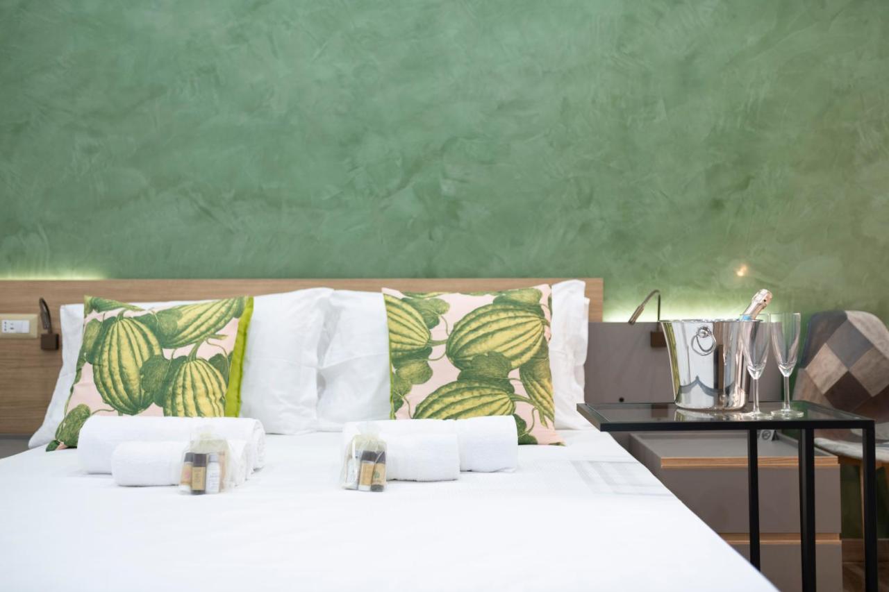 Catone Luxury Rooms Rome Bagian luar foto